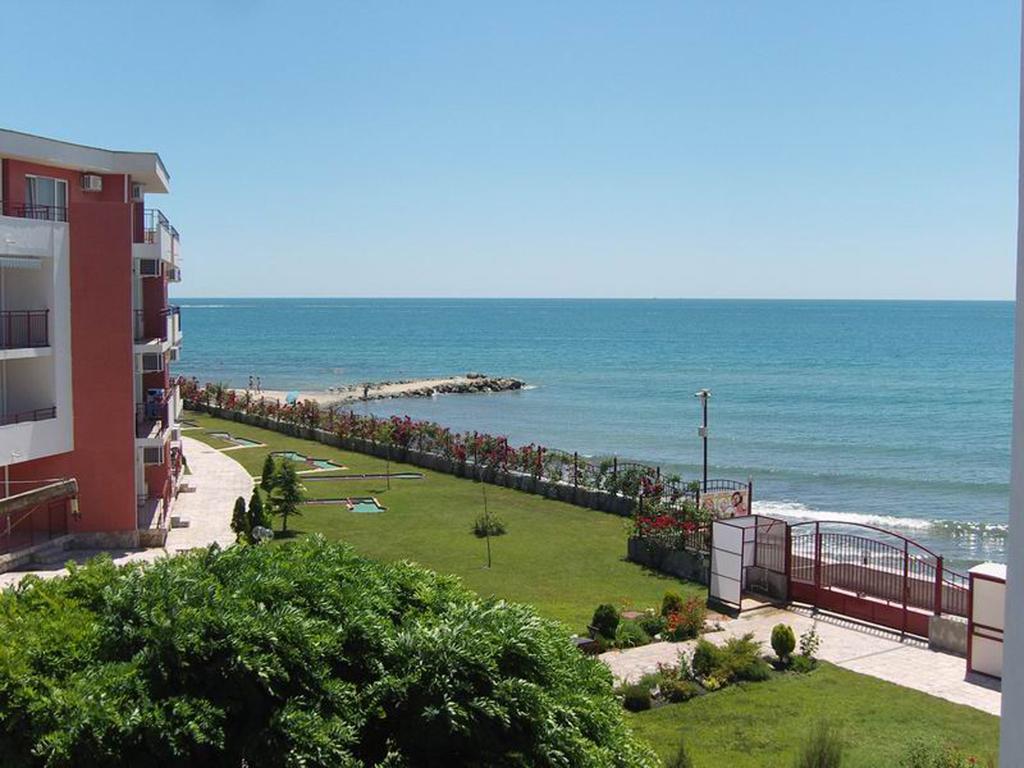 Gt Privilege Fort Beach Apartments Elenite Room photo
