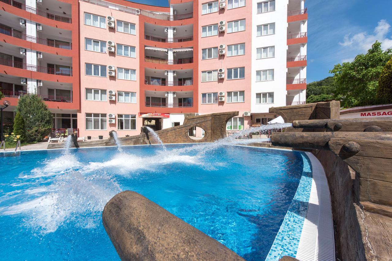 Gt Privilege Fort Beach Apartments Elenite Exterior photo